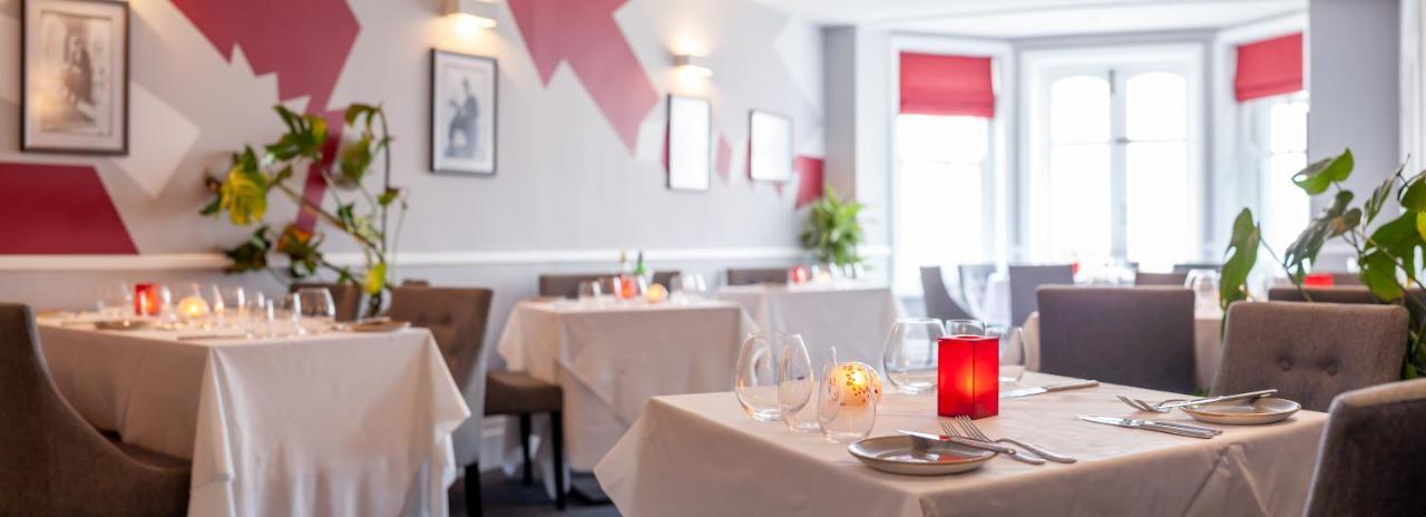 The Seaview Hotel And Restaurant Eksteriør billede