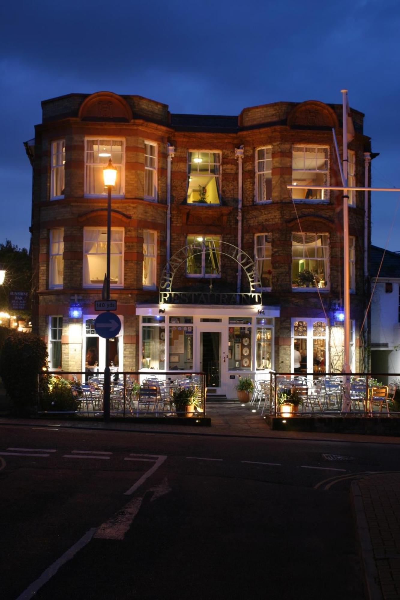 The Seaview Hotel And Restaurant Eksteriør billede