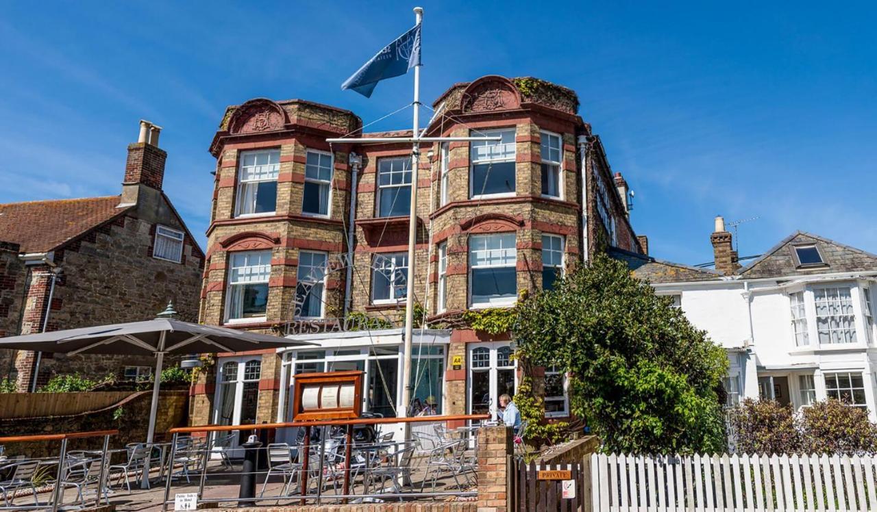 The Seaview Hotel And Restaurant Eksteriør billede